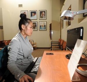 A Women's Community Clinic Client Using the Waiting Room Computer